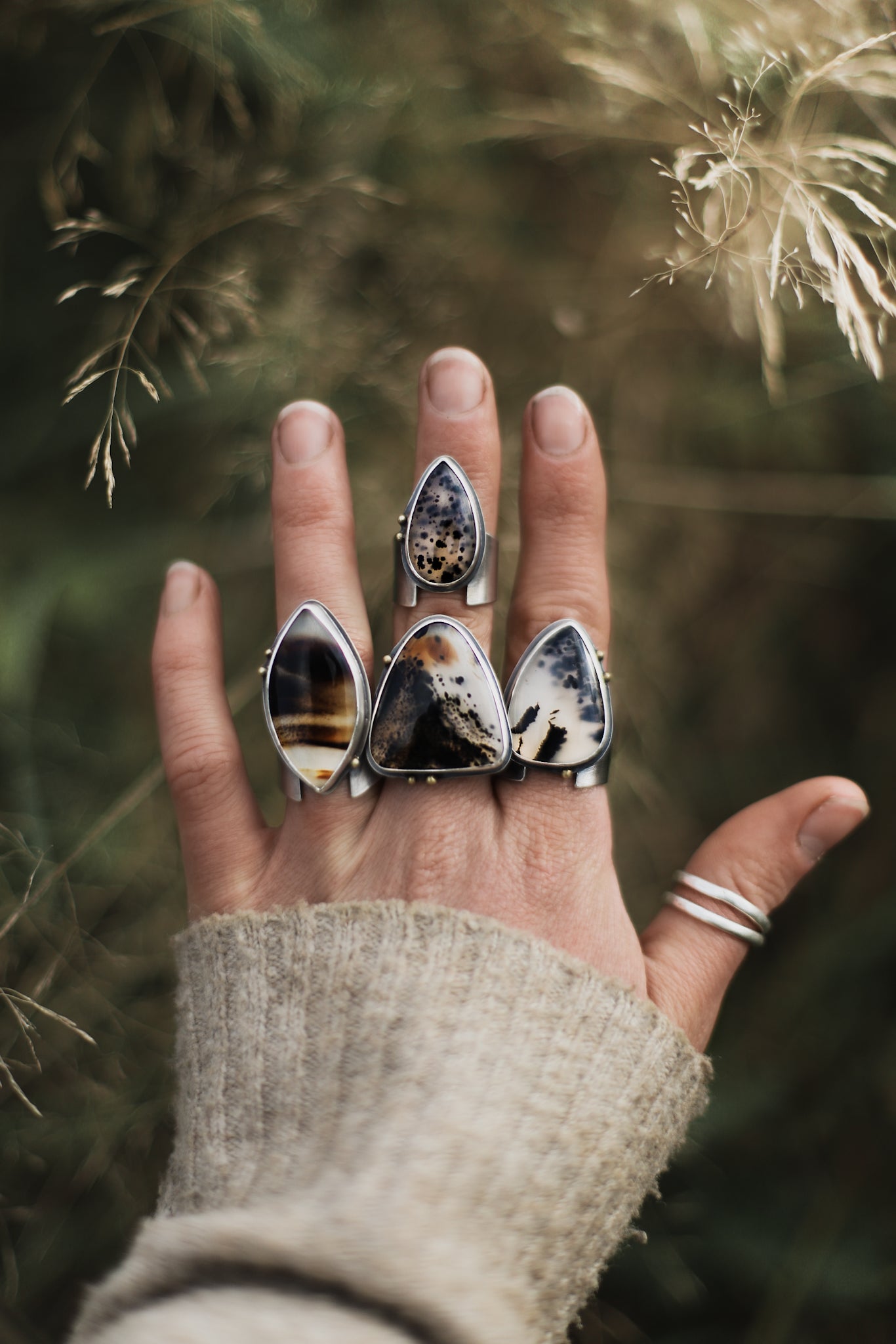 Smoke & Dust Ring - Montana Agate - N 1/2 / 7