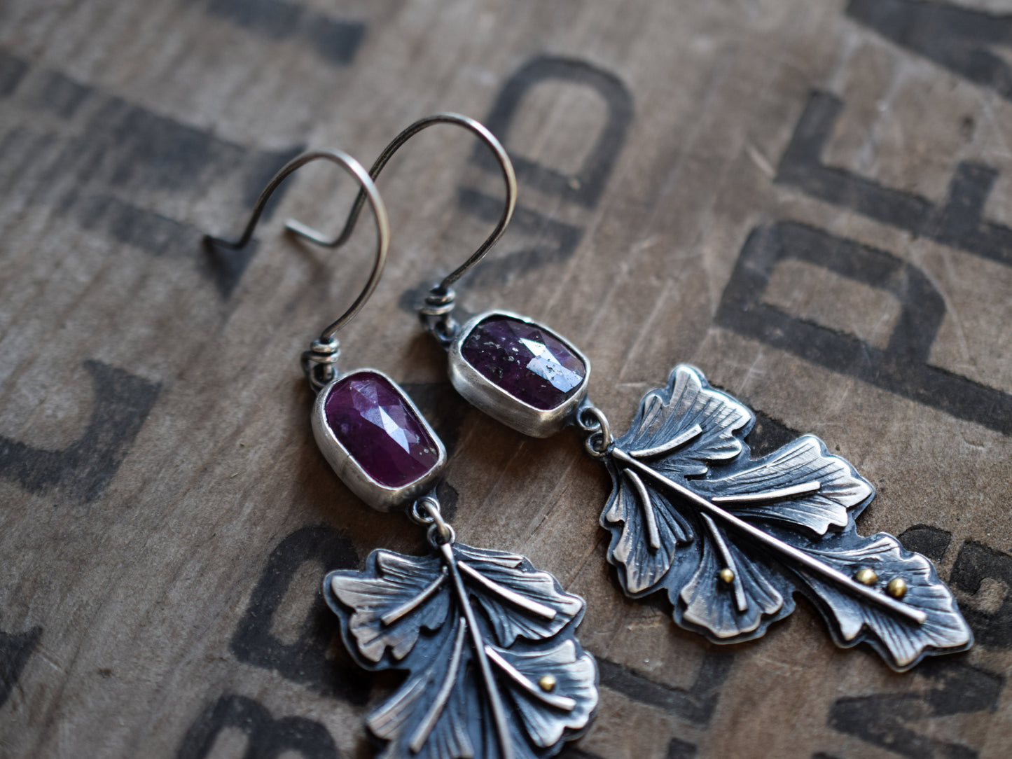 Hawthorn Earrings - Sapphire