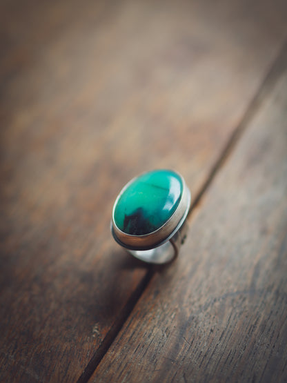 Mountain Seekers Ring - Chrysoprase O 1/2 / 7.25
