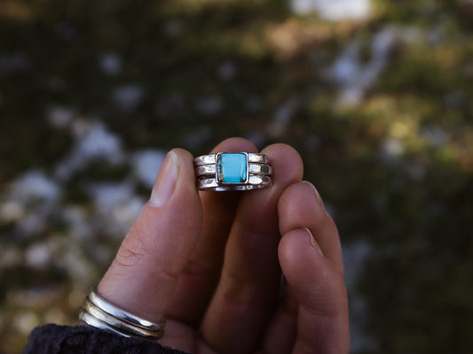 No. 8 Turquoise Hammered Ring Stack - Size K / 5.25