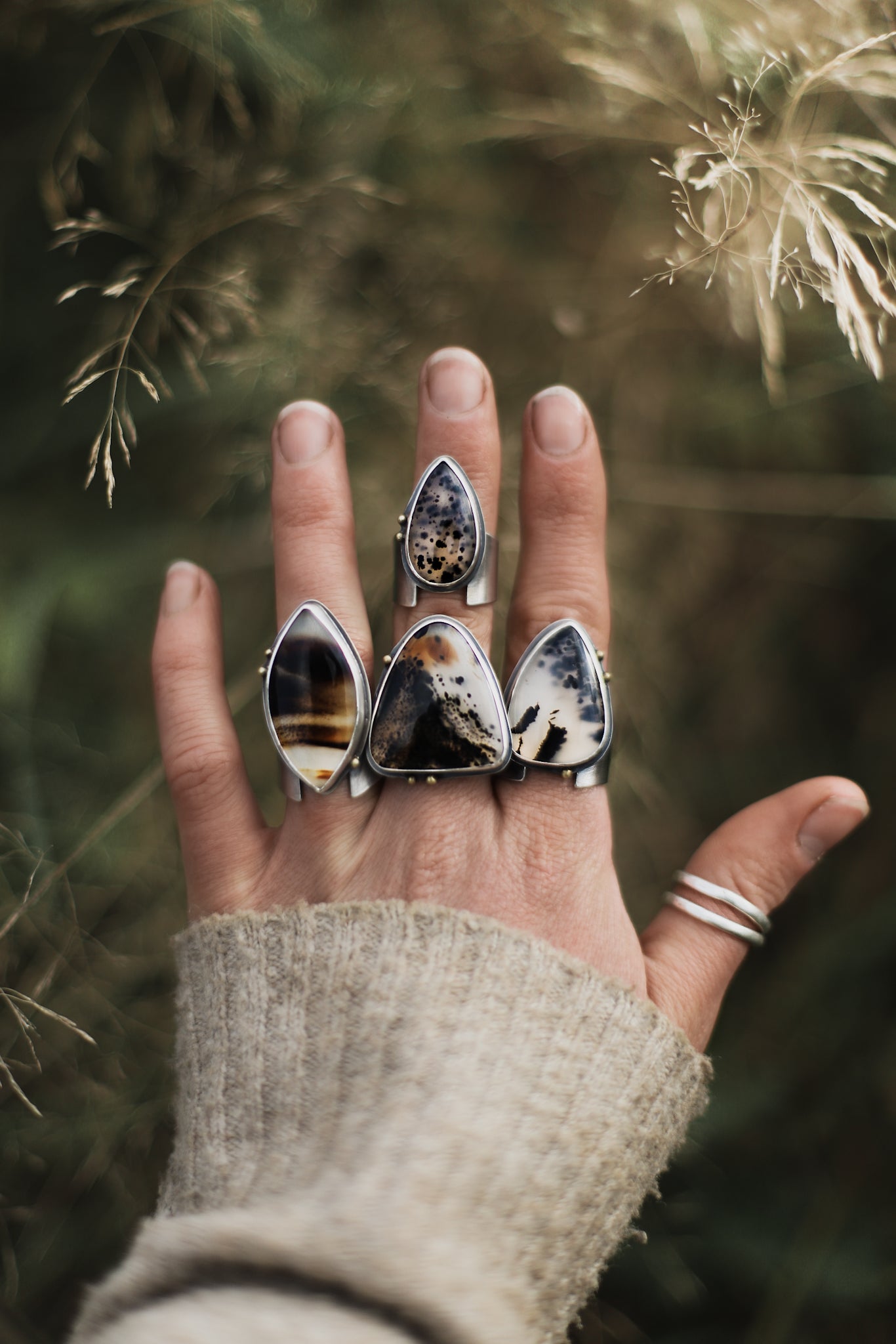 Smoke & Dust Ring - Montana Agate - M / 6.25