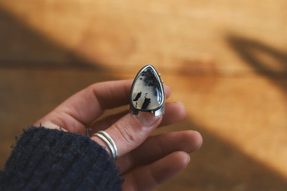 Smoke & Dust Ring - Montana Agate - Q 1/2 / 8.5