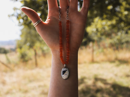 Hopi Necklace - White Buffalo + Carnelian